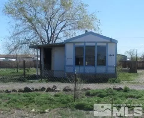 2840 Tonopah St, Silver Springs, NV 89429