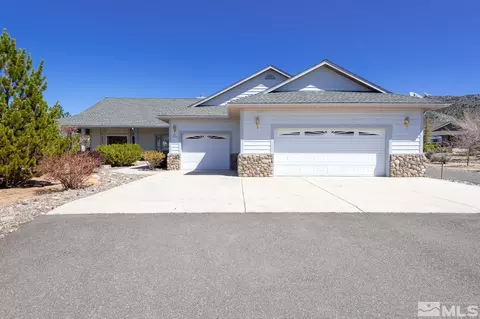 2876 Jackie Cir, Minden, NV 89423