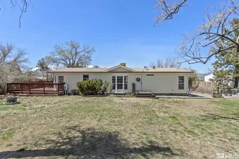15015 Kivett Ln, Reno, NV 89521