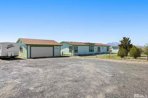 9935 Iroquois Trl, Stagecoach, NV 89429