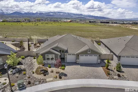 614 Riverbed Cir, Reno, NV 89521