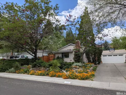 1925 Elmcrest, Reno, NV 89503