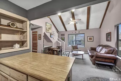 1465 E Peckham Ln #22, Reno, NV 89502