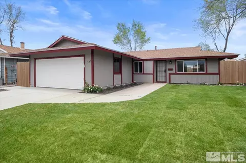 585 Teel St, Sparks, NV 89431