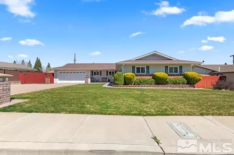 1085 Pine Ridge Dr, Reno, NV 89509