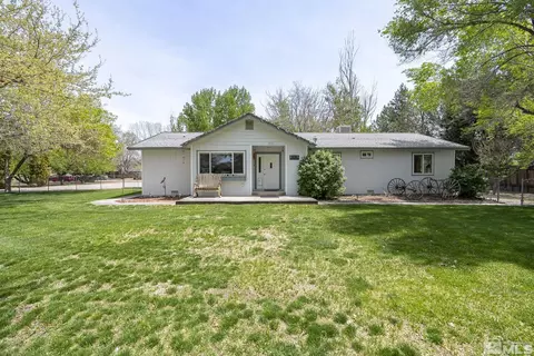975 Copperwood Dr, Fallon, NV 89406