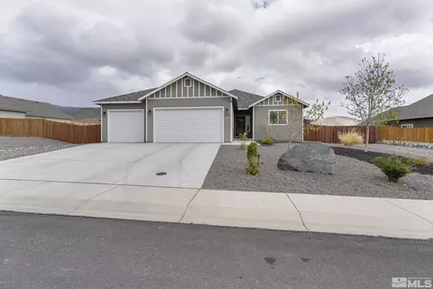 130 Cambridge Dr, Dayton, NV 89403