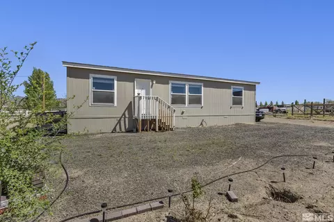8420 Appaloosa Ct, Silver Springs, NV 89429