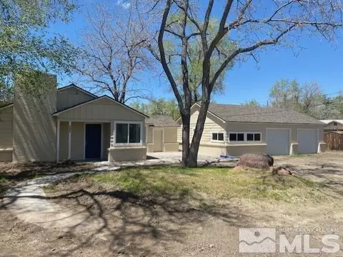 2890 Carmine St, Carson City, NV 89706