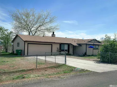 130 Ring Rd, Dayton, NV 89403