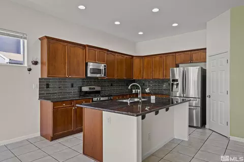 10480 Blockade Dr, Reno, NV 89521 photo 7