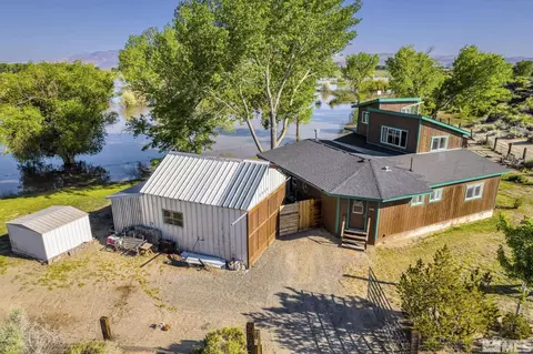 3535 River Valley Rd, Silver Springs, NV 89429