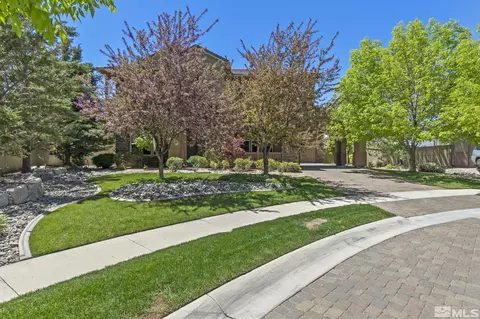2610 Strathmore Ct, Reno, NV 89521 photo 3