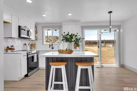 8945 Limnol St, Reno, NV 89506