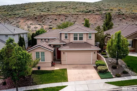 2893 Falcon Ridge Dr, Sparks, NV 89436