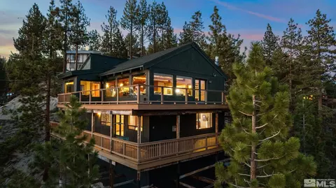 531 Laurel Ln, Stateline, NV 89449