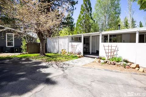 202 Ponderosa Dr, Stateline, NV 89449