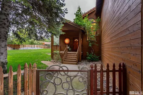 50 Hansen Dr, Verdi, NV 89439