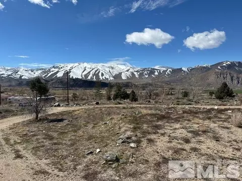 157 Eastside Rd, Coleville, CA 96107 photo 2