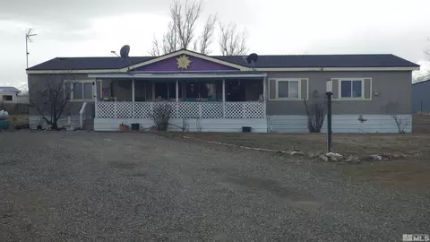 6150 Ardis Dr, Winnemucca, NV 89445