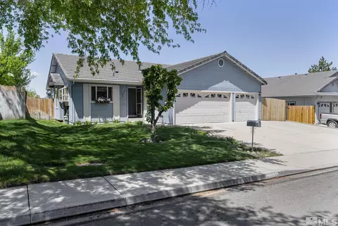 4880 Blue Mountain Cir, Sparks, NV 89436