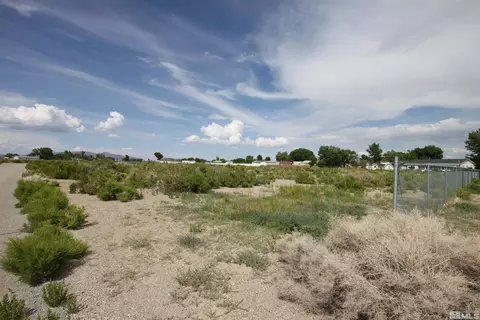 12 Northridge, Yerington, NV 89447