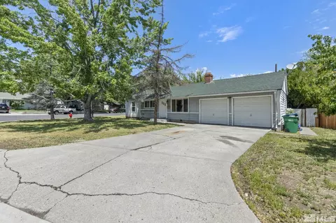 1585 University Ter, Reno, NV 89503