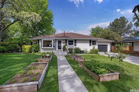 925 Lyman Ave, Reno, NV 89509