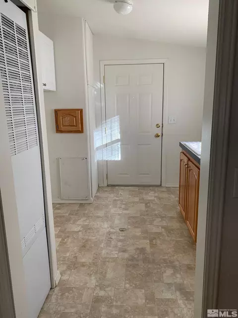 276 E 9th Ave, Sun Valley, NV 89433 photo 9