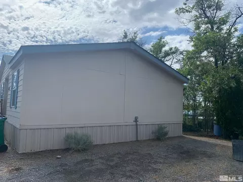 276 E 9th Ave, Sun Valley, NV 89433 photo 4