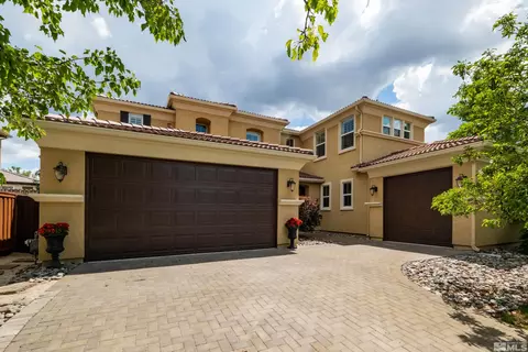400 Luciana Dr, Reno, NV 89521