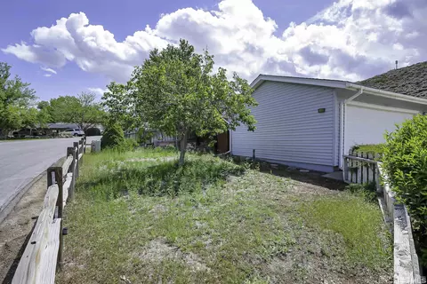 14075 Tourmaline Dr, Reno, NV 89521 photo 32