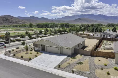 101 Alamosa St, Dayton, NV 89403