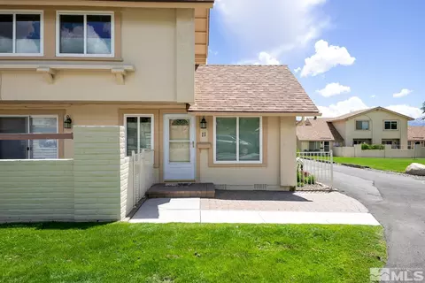 11 Condor Cir, Carson City, NV 89701