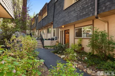 837 Southwood Blvd #17, Incline Village, NV 89451