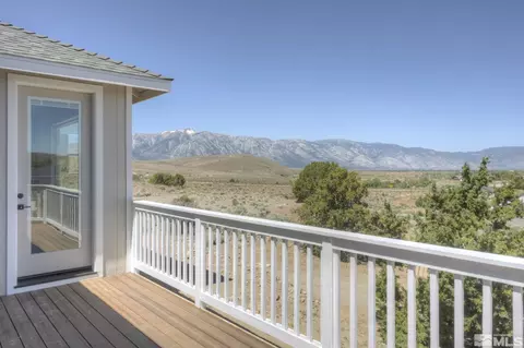 611 Dark Horse, Gardnerville, NV 89410