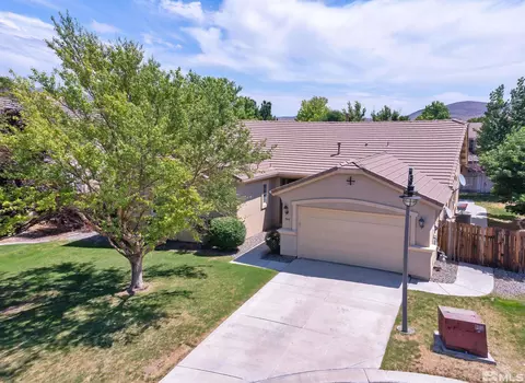 208 Portrush Ct, Dayton, NV 89403