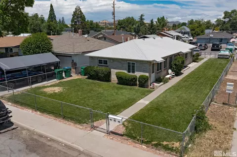 1724 H St, Sparks, NV 89431