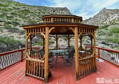 559 Mule Deer Rd, Coleville, CA 96107 photo 34