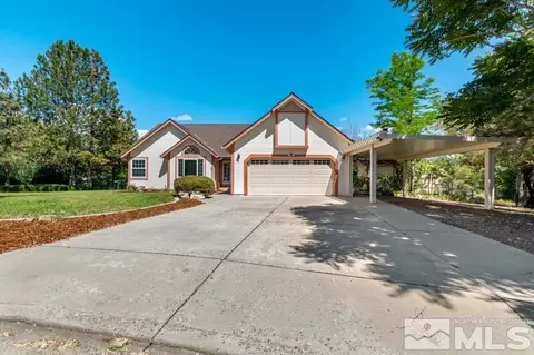 420 Regent Ct, Carson City, NV 89701
