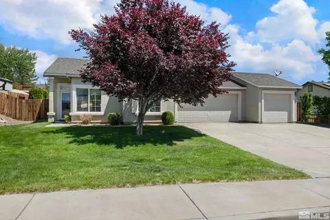 470 Occidental Dr, Dayton, NV 89403