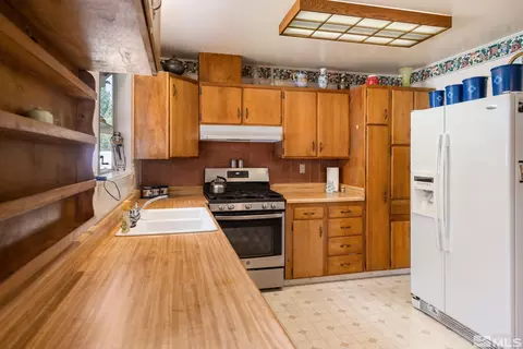 2000 Michael Dr, Carson City, NV 89703 photo 17