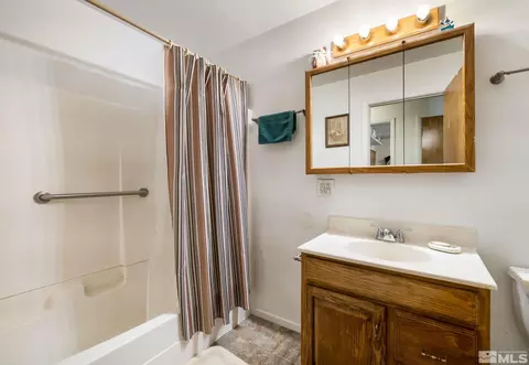 2000 Michael Dr, Carson City, NV 89703 photo 11