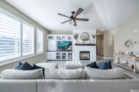 8140 Silver Strike Ct, Reno, NV 89523