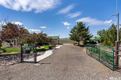 1844 Maverick Trl, Minden, NV 89423
