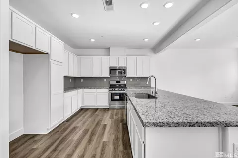 3634 Pulsar Ln #30-3, Carson City, NV 89705