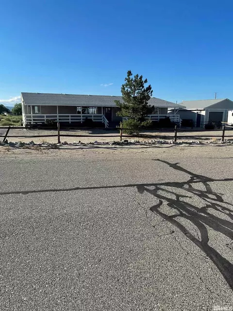 9230 Marshall Dr, Fallon, NV 89406 photo 2