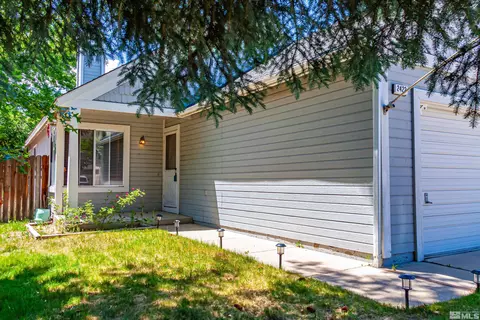 2422 Fieldcrest Dr, Carson City, NV 89701