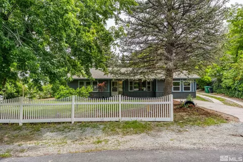 1820 Daniel Webster Dr, Reno, NV 89509
