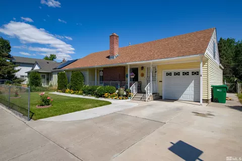 326 Prater Way, Sparks, NV 89431